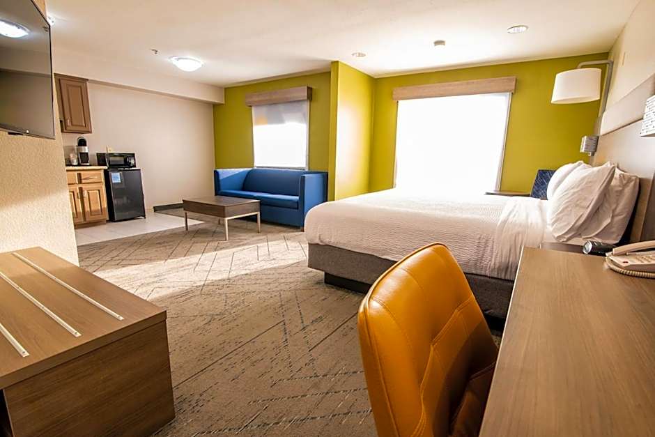 Holiday Inn Express & Suites College Station by IHG