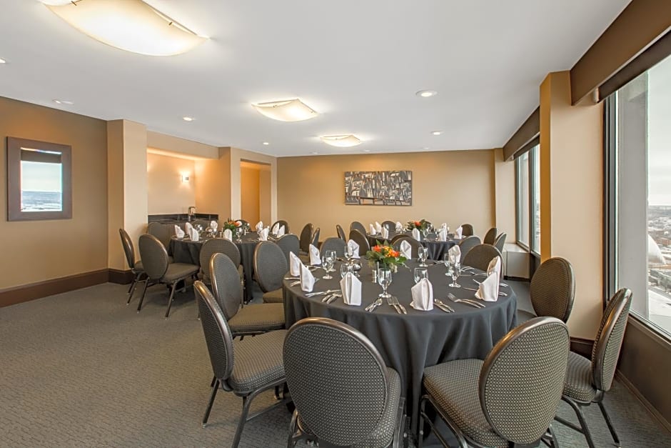 Crowne Plaza Hotel Kansas City Downtown By IHG