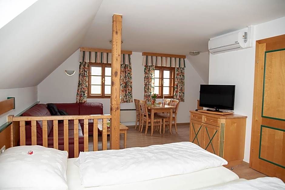 Hotel garni Weinberghof & Weingut Lagler