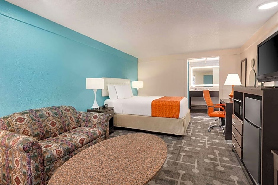 Dover Inn and Suites