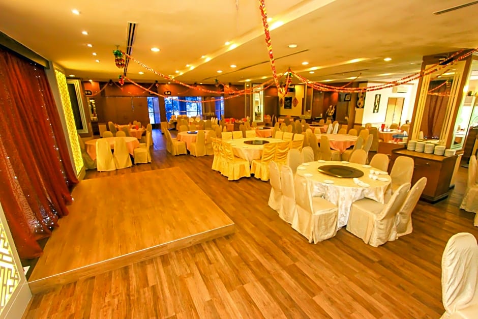 Crystal Crown Hotel Harbour View Port Klang