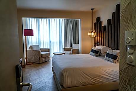 Sea Side Deluxe Double Room