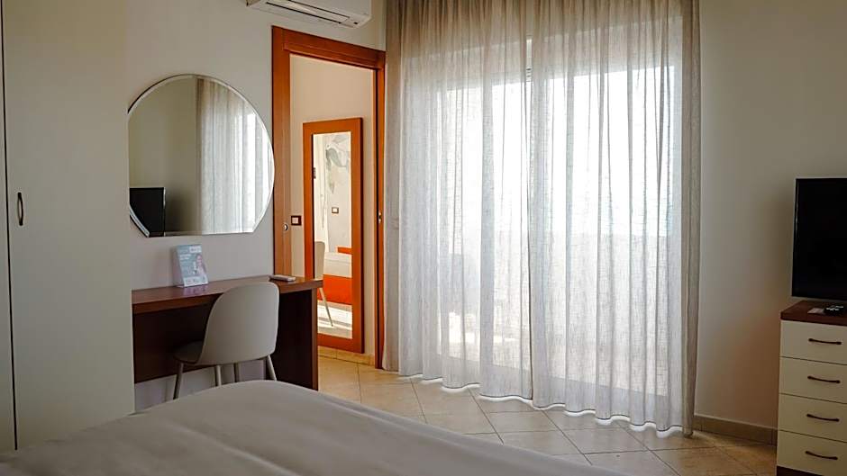 Photo 1 of 16 of Suite, Sea View