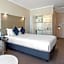 Clarion Suites Gateway