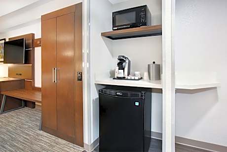 Queen Room with Two Queen Beds - Hearing Accessible/Non-Smoking