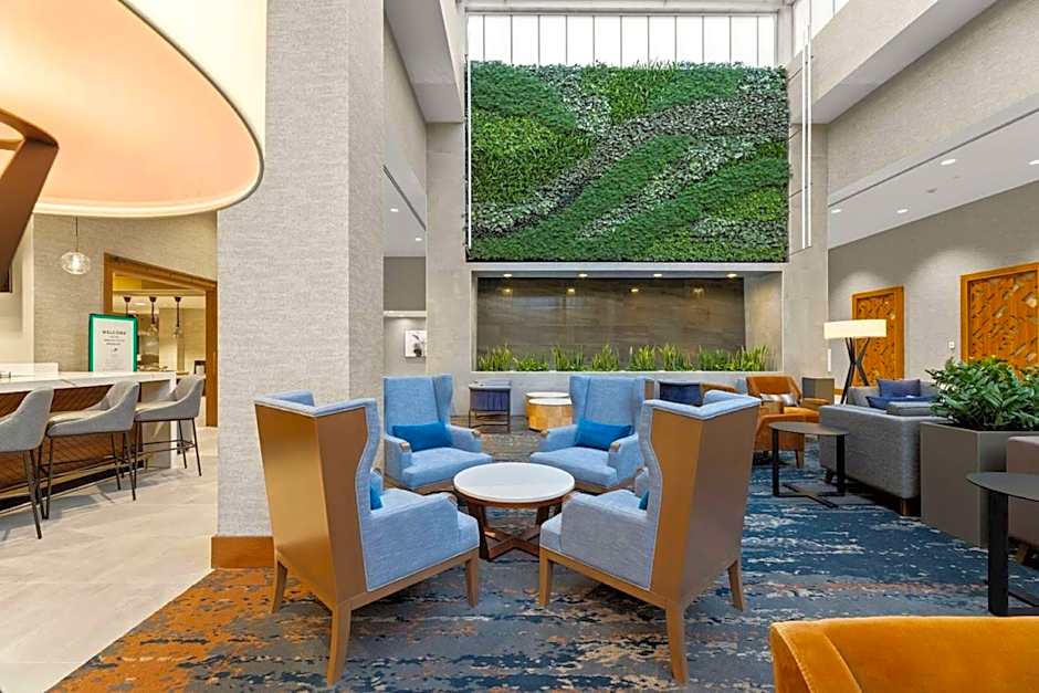 Embassy Suites by Hilton Irving Las Colinas