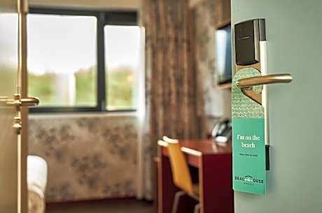 Comfort Room Landside