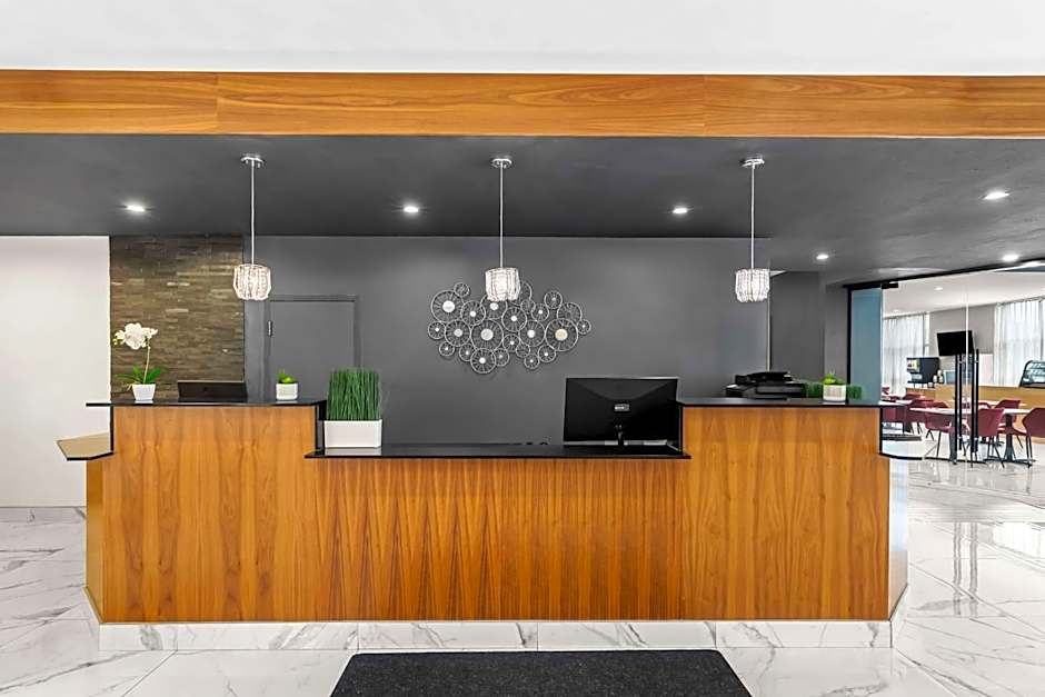 Best Western Plus Montreal East
