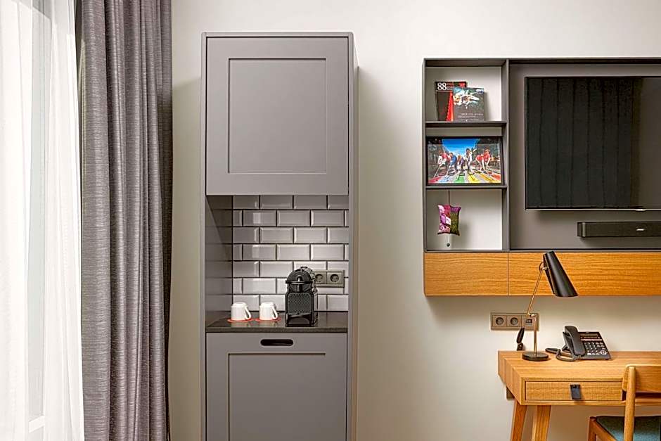 Canopy by Hilton Reykjavik City Centre