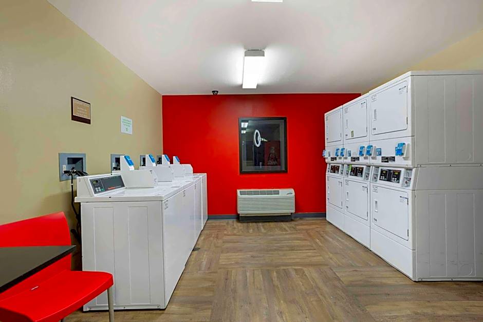 Extended Stay America Select Suites - Springfield - South