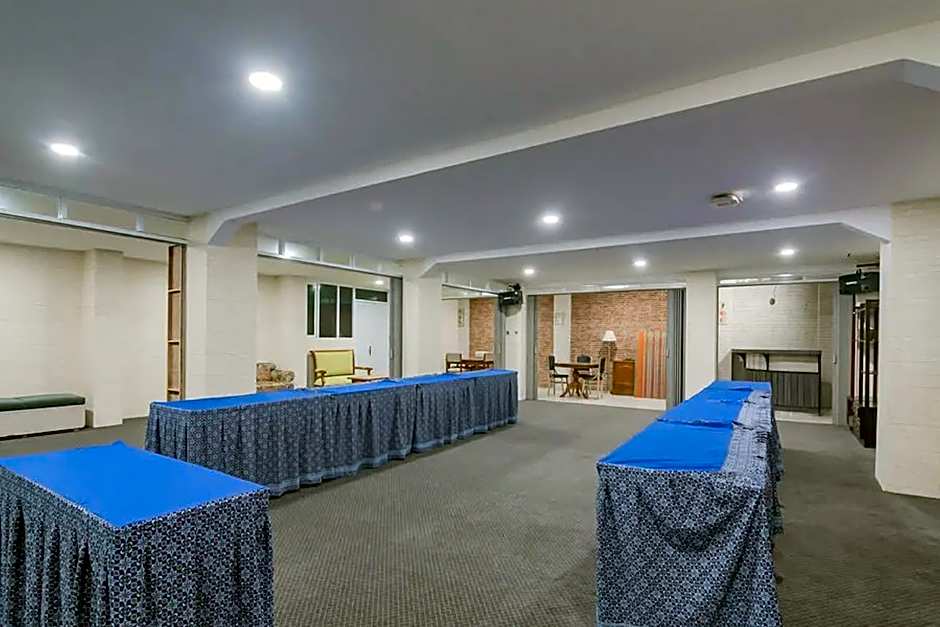 RedDoorz @ Arwiga Hotel near RS Hasan Sadikin Bandung