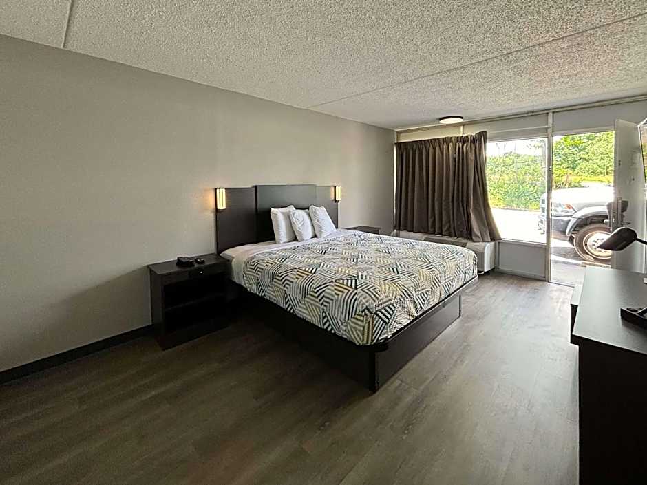Motel 6 Richmond, KY EKU Campus Area