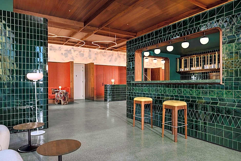 Duo Hotel Lisbon, Curio Collection by Hilton