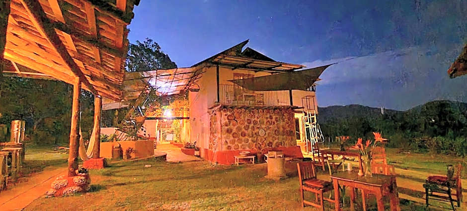 Rancho con Caballos El Reencuentro