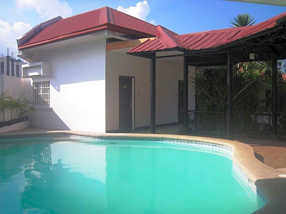 Alicia Hotel & Restaurant