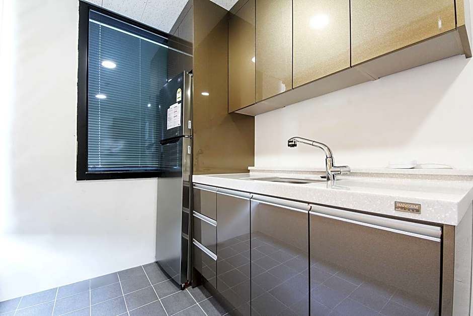 Anyang CNC Hotel