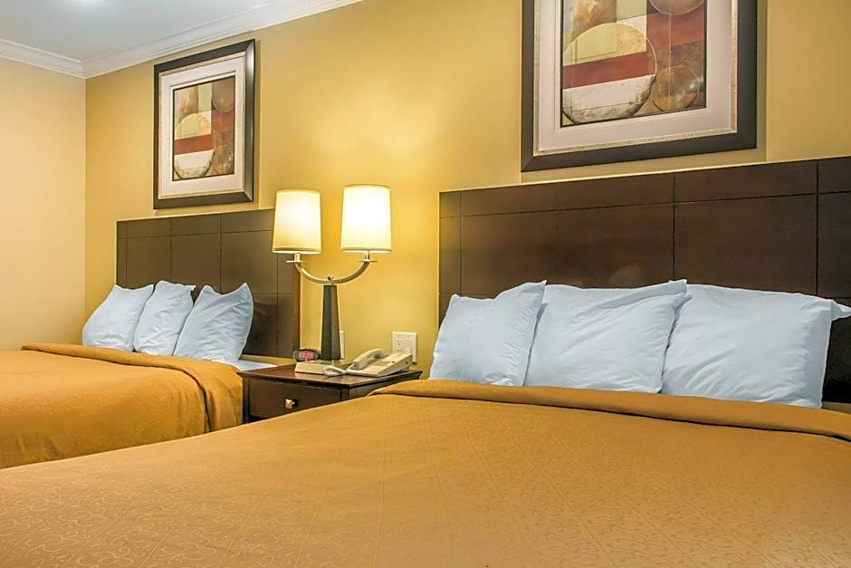 Quality Inn Near Mountain Creek