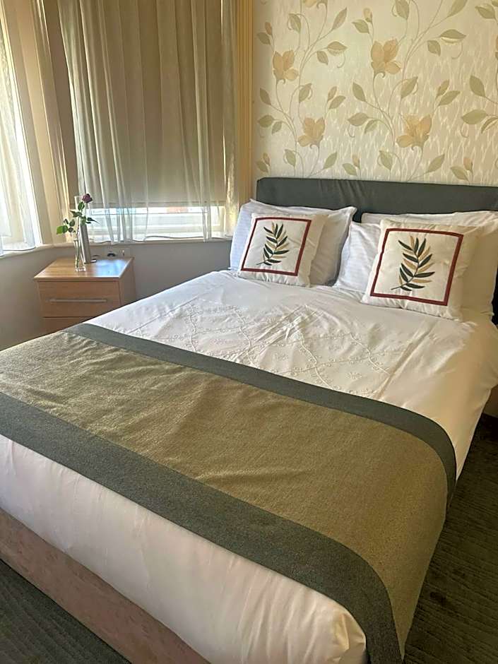 Photo 1 of 3 of Amber — Double Room [Room 2]