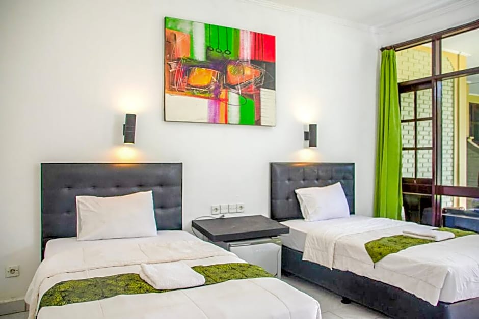 Urbanview Hotel Anna Kuta Inn Bali