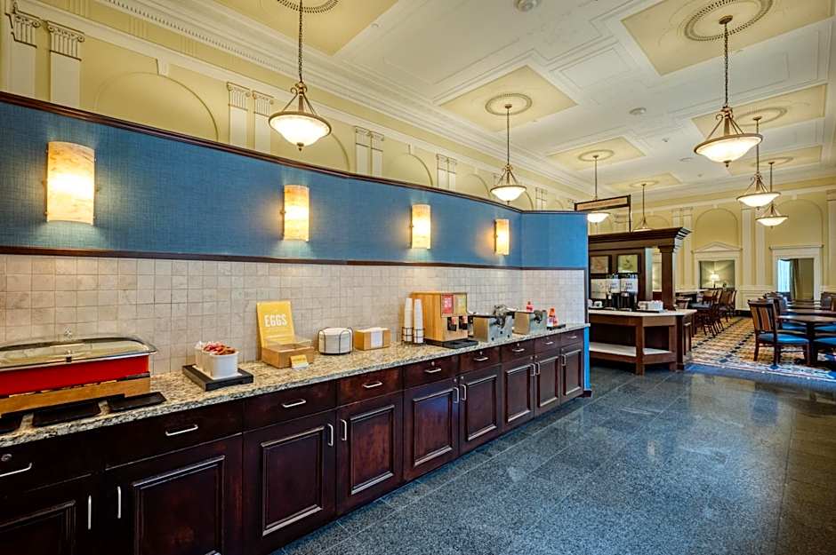 Hampton Inn By Hilton & Suites Providence