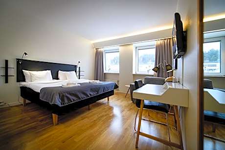 Economy Twin Room