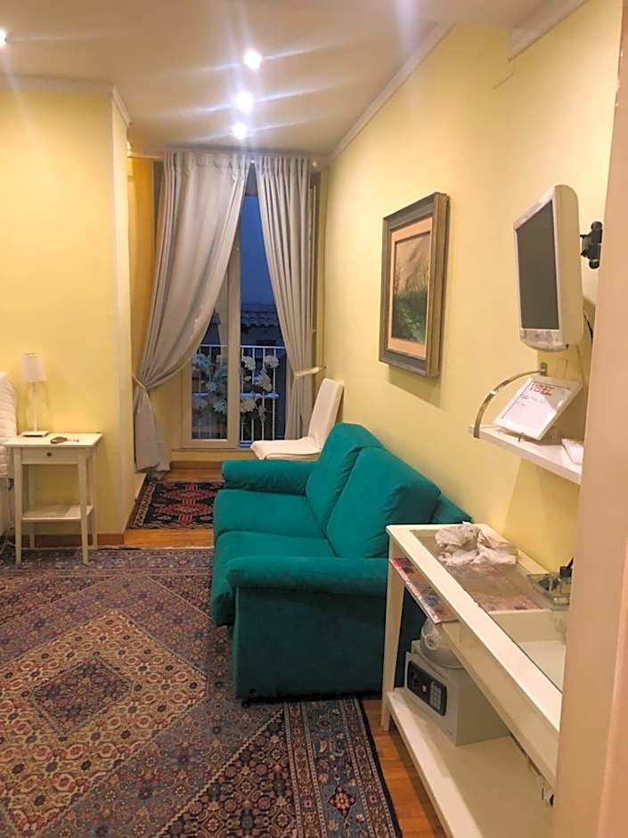 Apartments Aurora – Rome