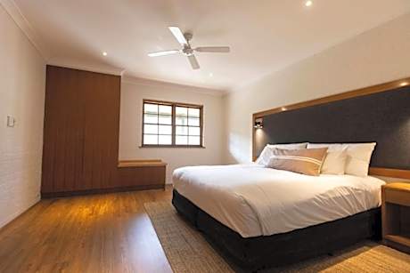 Deluxe Double or Twin Room with Balcony