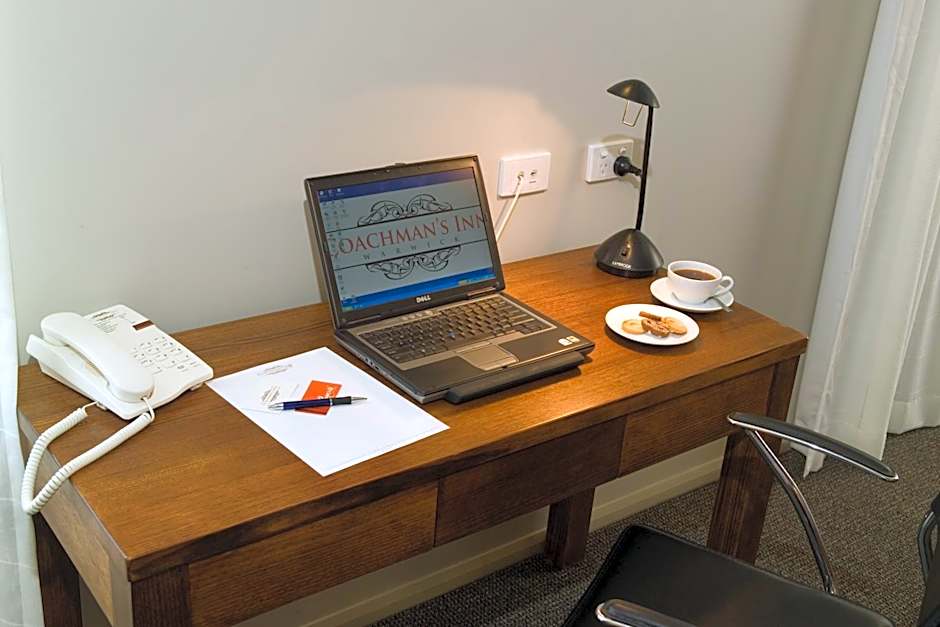 Coachmans Inn Warwick