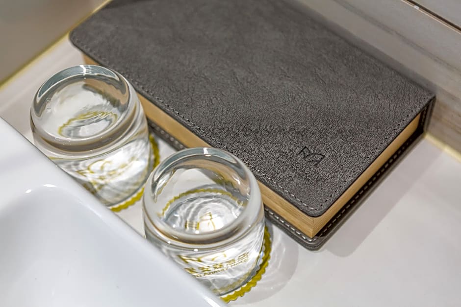 Rezen Anmei Hotel Guanyinqiao Metro Station