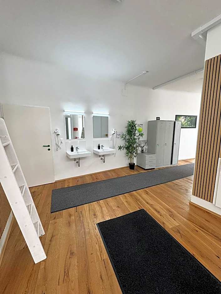 Robin Wood Capsule Hostel
