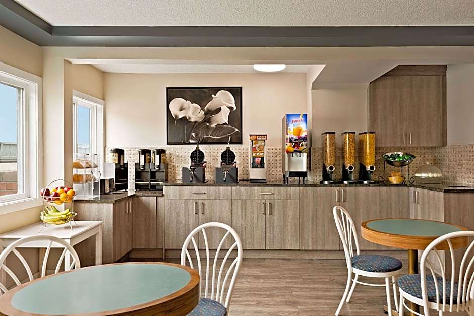 Travelodge by Wyndham Calgary South