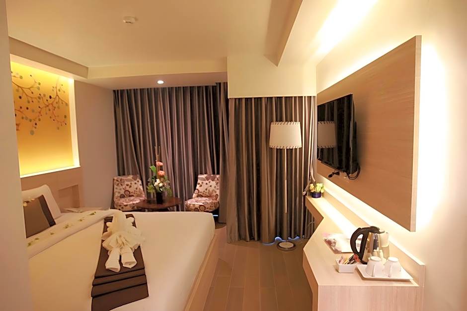 LEVANA PATTAYA HOTEL