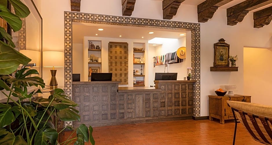 Piñon Court by La Fonda