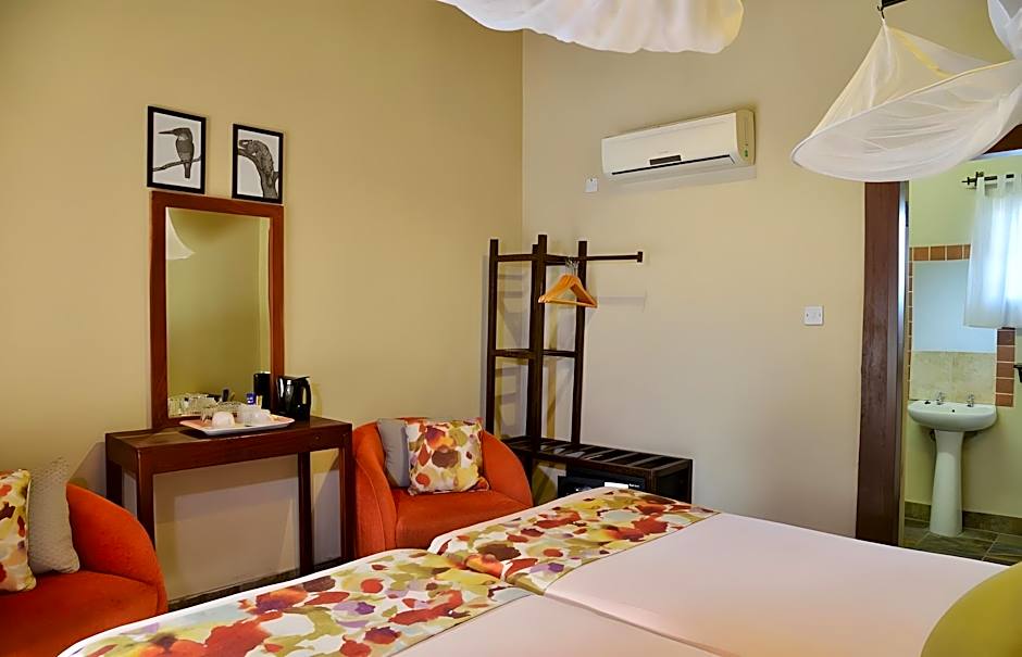 Thebe River Safaris