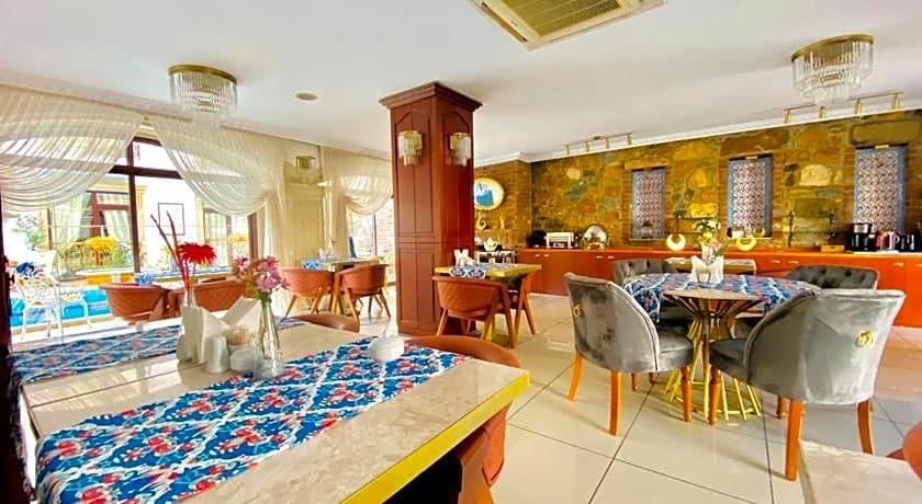 Saint John Hotel