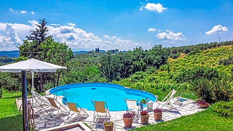 Apt con Piscina LA STALLA, 10 min Firenze in piena Campagna Toscana