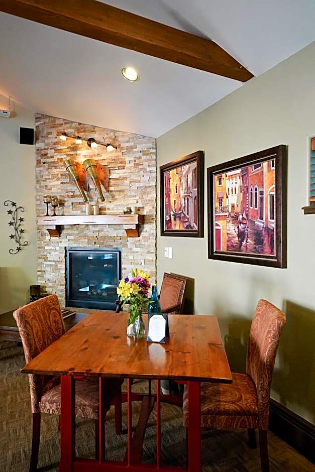 Frisco Inn on Galena