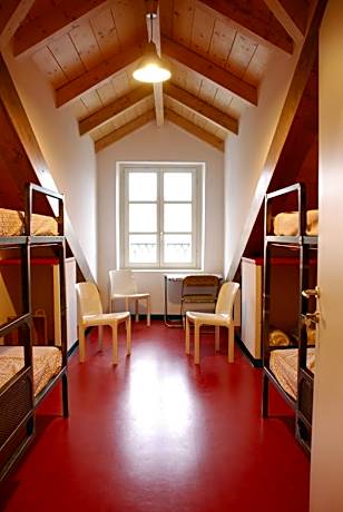 Bed in 4-Bed Mixed Dormitory Room