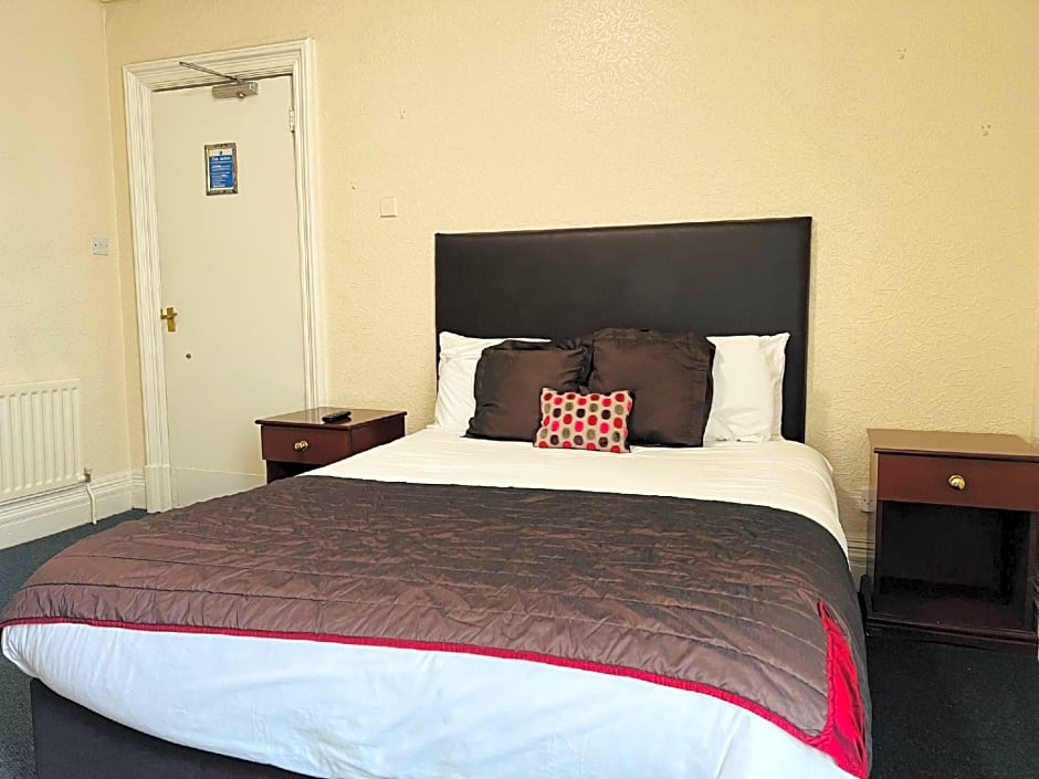 The Roadhouse Hotel