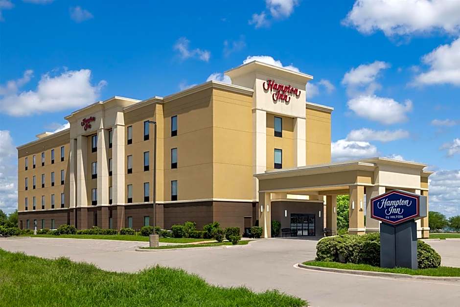 Hampton Inn Kenedy