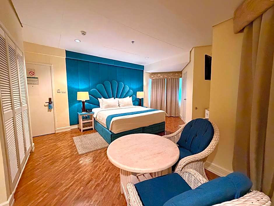 Coco Grande Hotel
