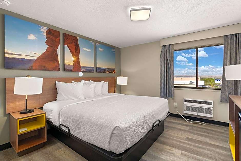 Days Inn by Wyndham Albuquerque I-25
