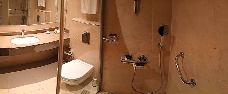 Adranos Hotel