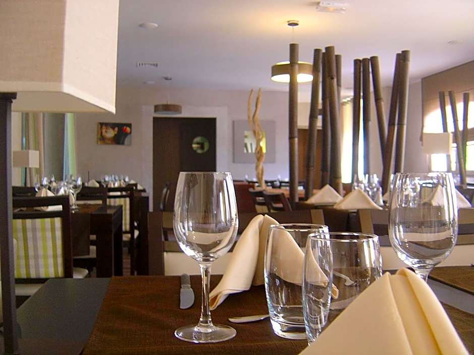 Logis Hotel Les 3B
