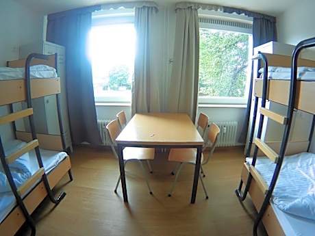 4 bedroom