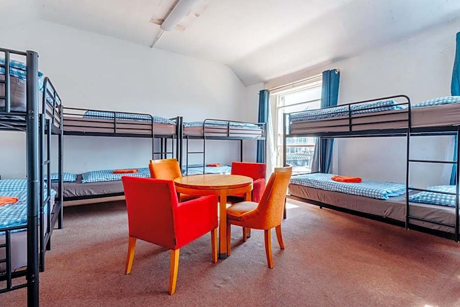 Eden Quay Guesthouse Private Rooms