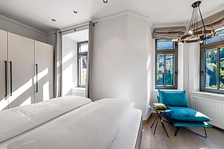 Deluxe Suite with Balcony