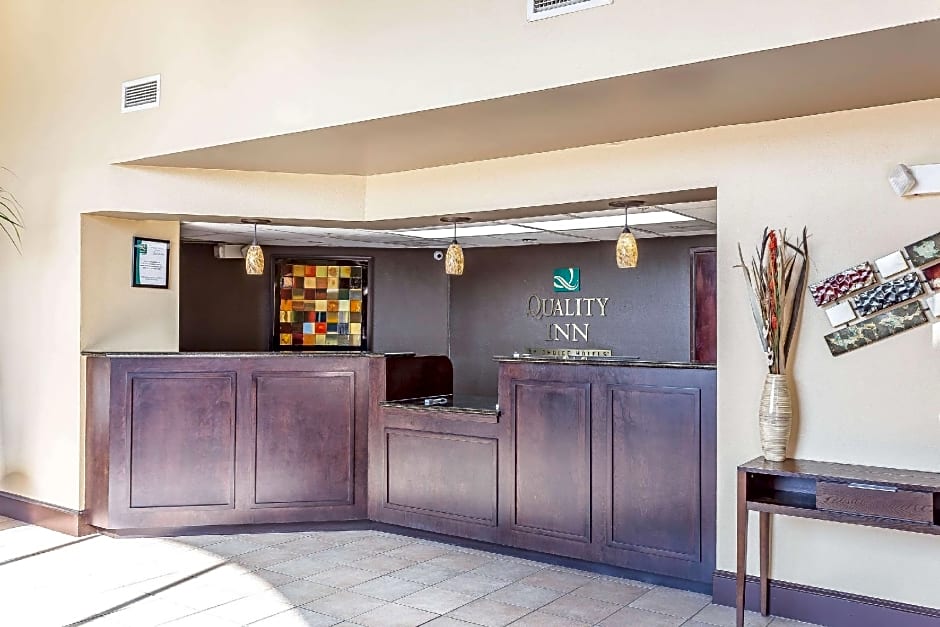 Quality Inn Warsaw I-40