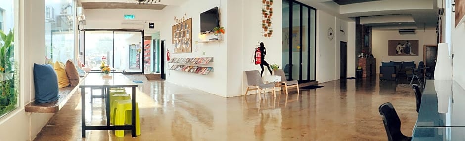 Beds In Garden Hostel