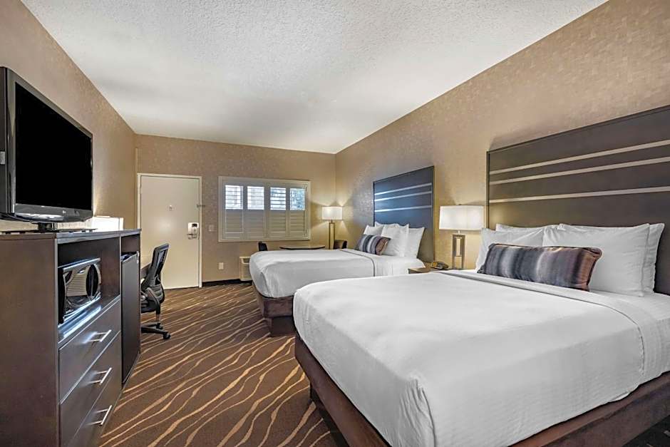 Best Western Plus Park Place Inn - Mini Suites